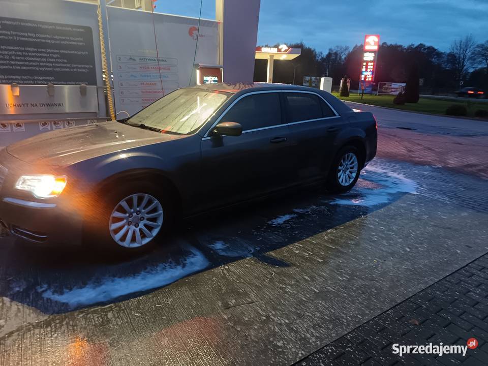 Sprzedam chrysler 300C Ojrzeń