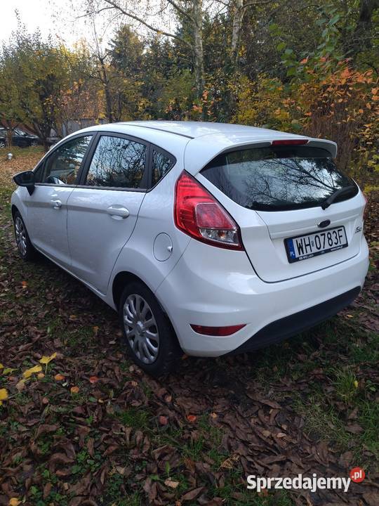 Ford Fiesta 15 tdci 2015r Polski salon ASO 57 Samochody osobowe