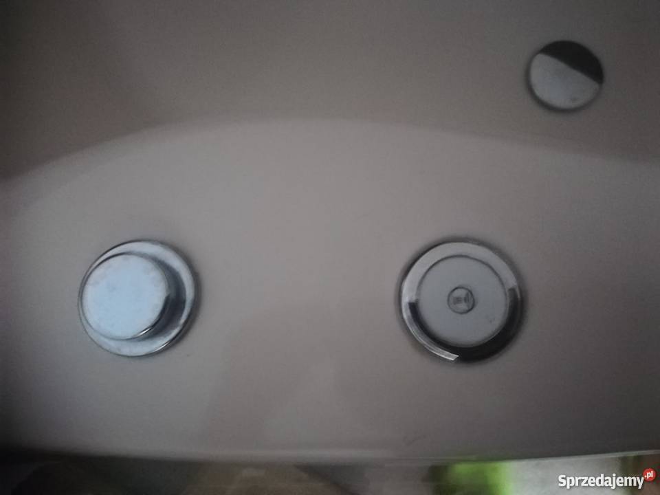 Wanna z hydromasażem biały