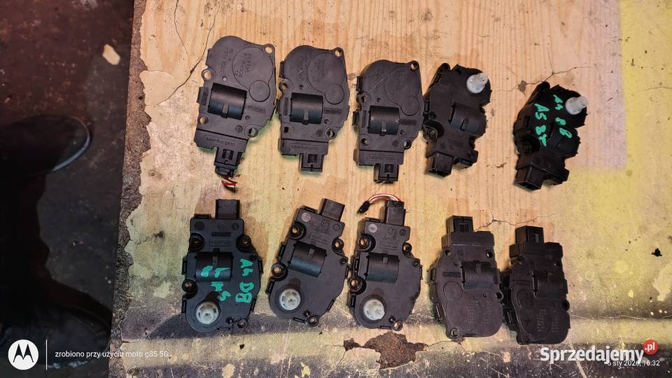 Silniczki regulacji klap nagrzewnicy A4 B8 A5 Wentylacja