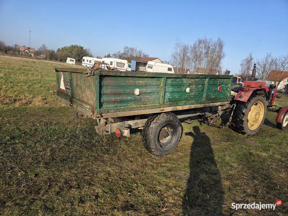 Wywrotka jedno osiowa transport Złoczew laweta Przyczepy rolnicze