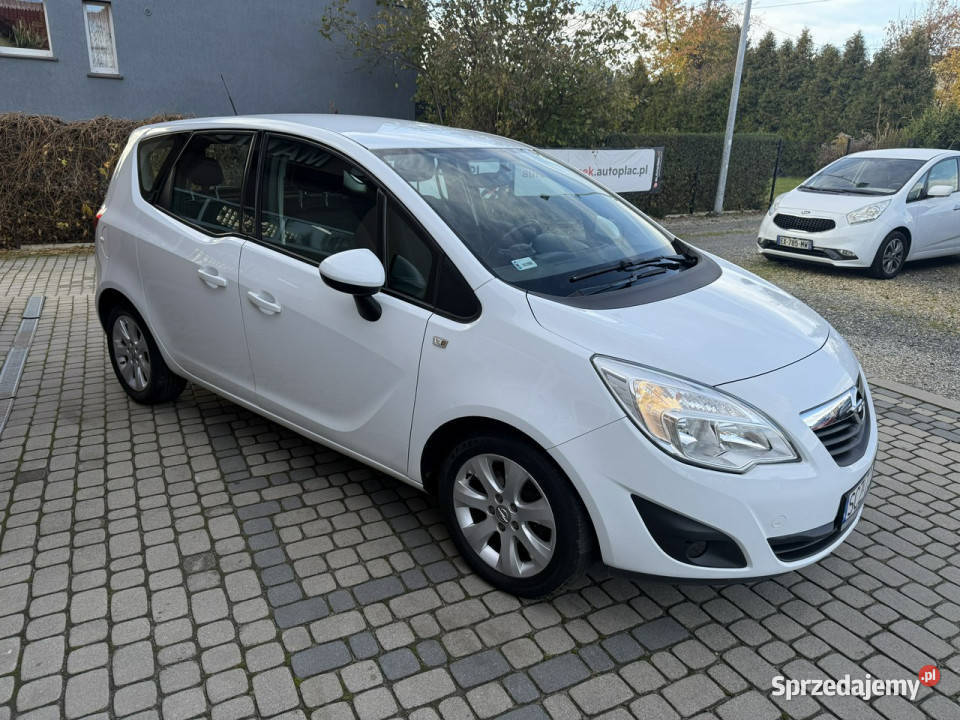 Opel Meriva 14 Turbo 120 Klimatyzacja II 2010 centralny zamek Orzech