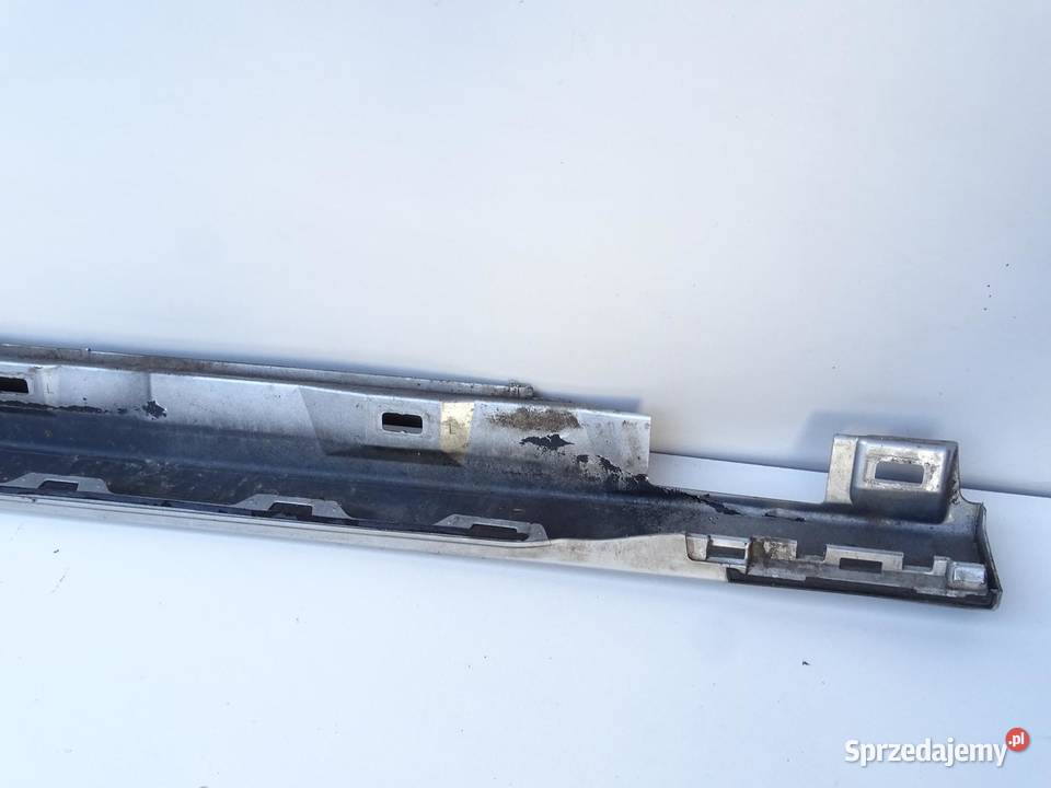 LISTWA NAKŁADKA PROGU PROGOWA PRAWA KOMBI SEDAN osobowe małopolskie