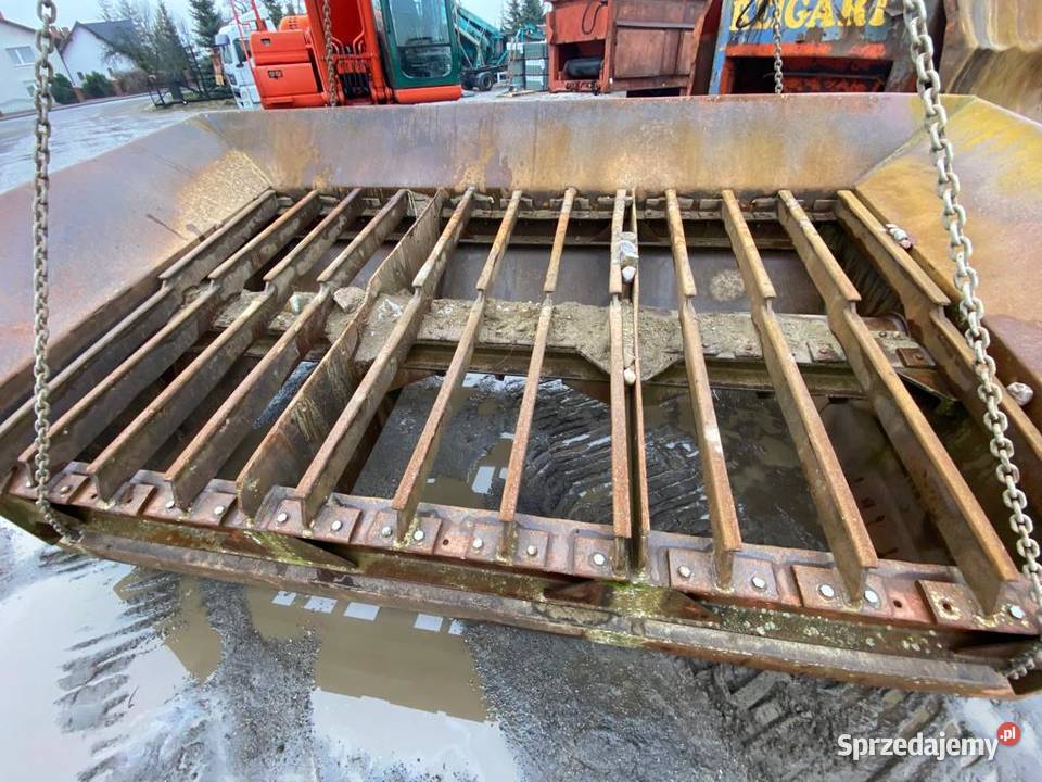 Wibrokrata na przesiewacz kosz zasypowy Rok produkcji 1998 kujawsko-pomorskie Kołodziejewo sprzedam
