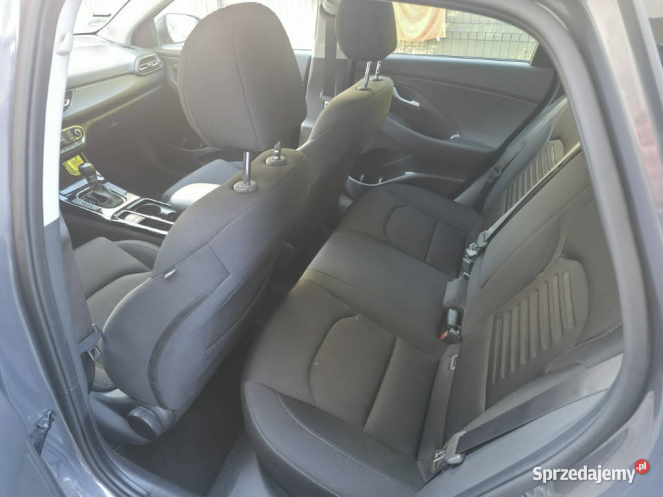 Hyundai i30 15 Benzyna Serwisowany Gwarancja ESP świętokrzyskie Piekoszów