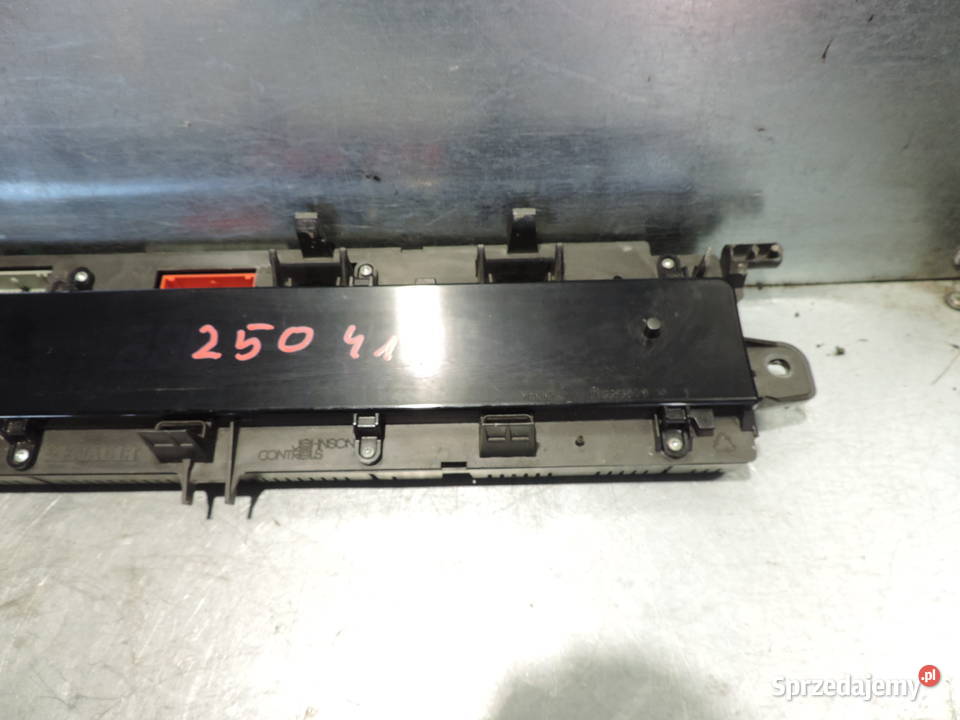 LICZNIK ZEGARY WYŚWIETLACZ RENAULT SCENIC II 19 osobowe Nowy Sącz