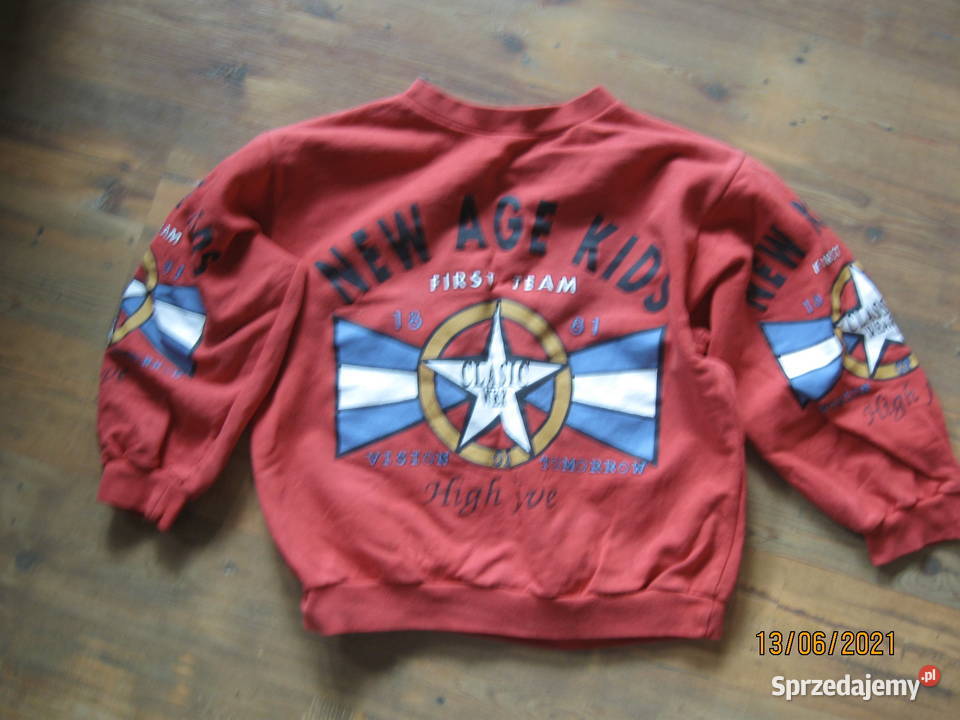 Czerwona bluza rozmiar 104 Bluzy