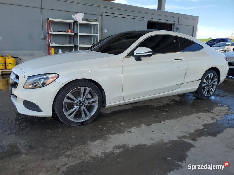 2016 MERCEDESBENZ C 300 4MATIC 1984cm3 Częstochowa