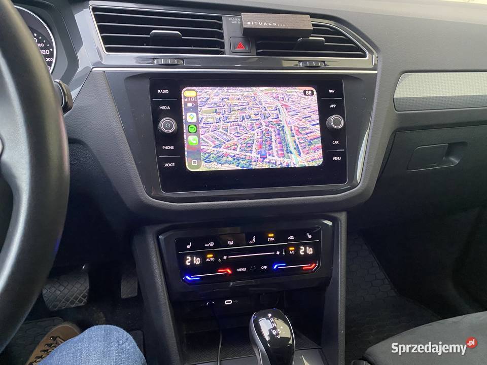 Volkswagen Tiguan 15 tsi 150 z 2 letnią nieuszkodzony