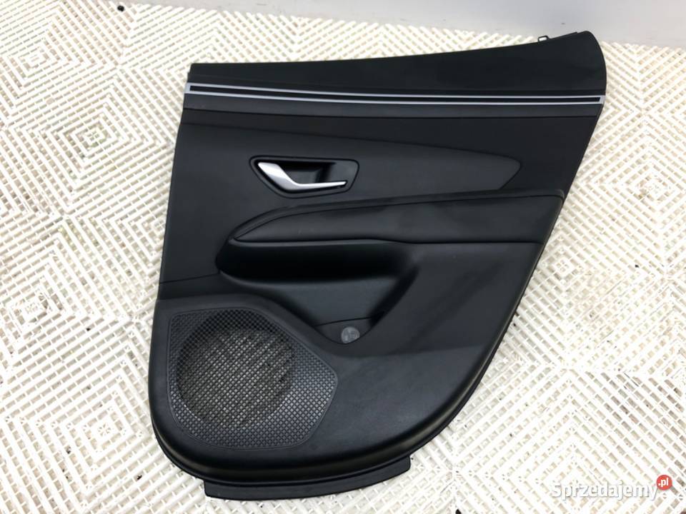 BOCZEK DRZWI PRAWY TYŁ HYUNDAI TUCSON SUV osobowe Tapicerki samochodowe