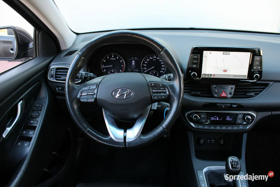 Hyundai i30 BezwypadkowyBogate wyposazenieSerwis gniazdo AUX sprzedam
