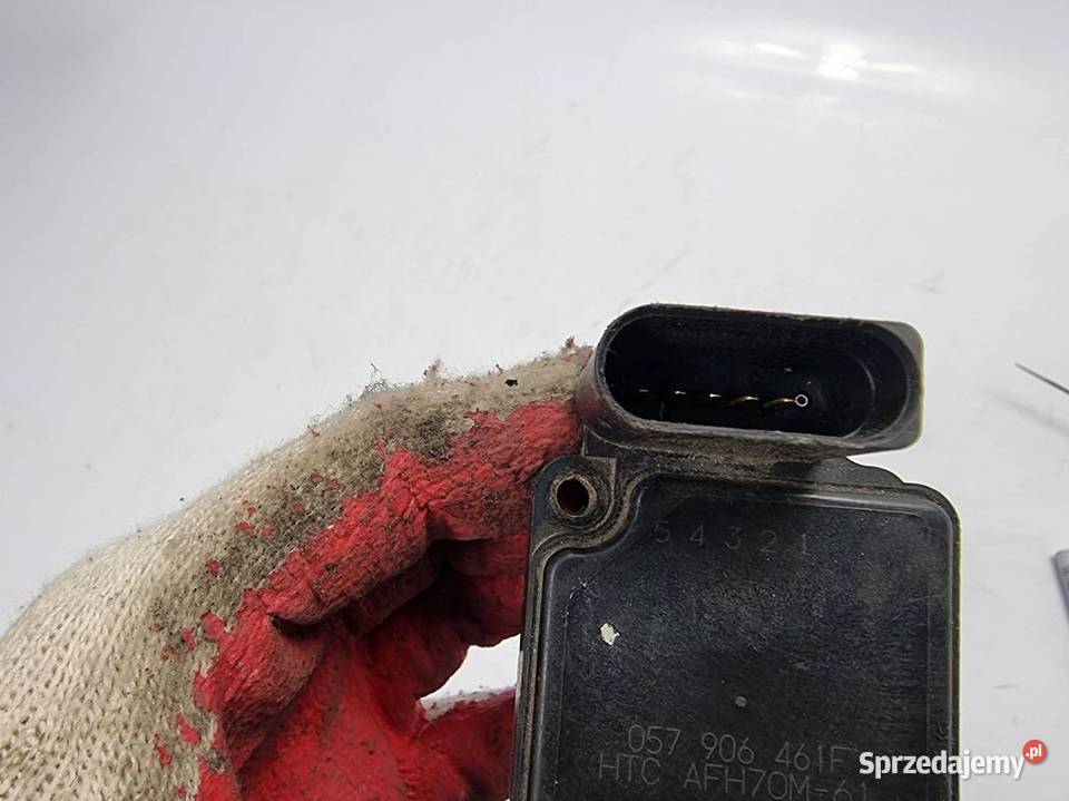 PRZEPŁYWOMIERZ AUDI A8 D3 057906461F osobowe Lipno