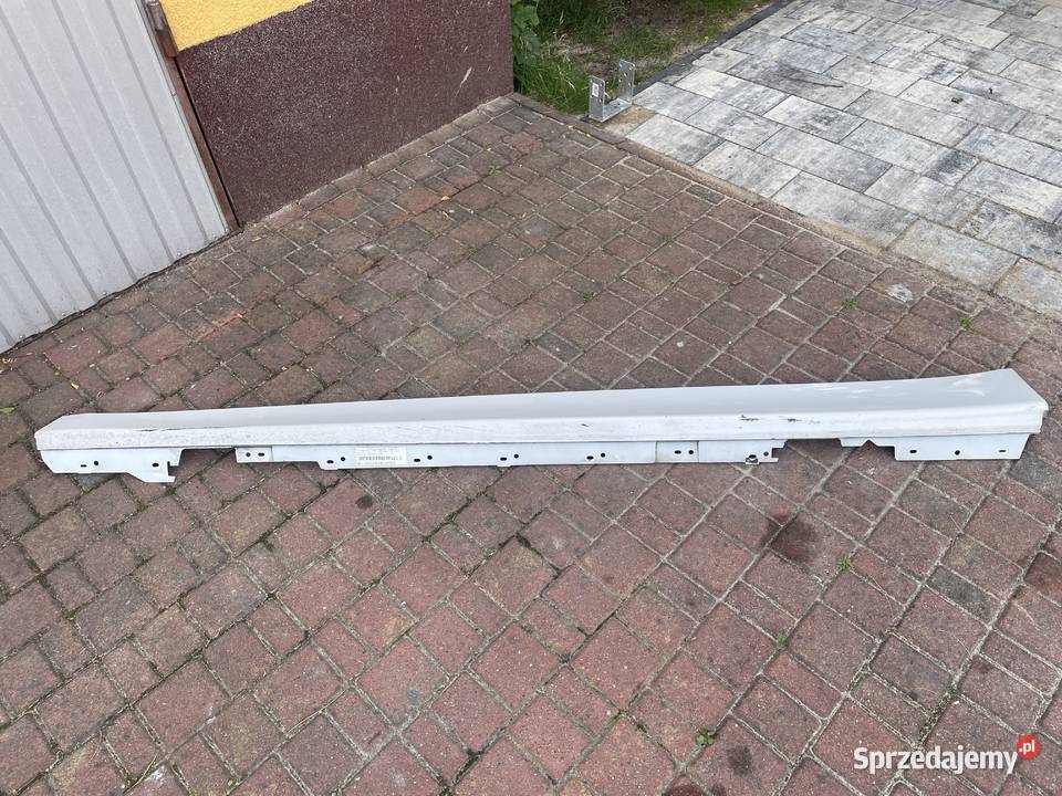 Listwy progowe sport line BMW F30 oryginalne Goszczanów