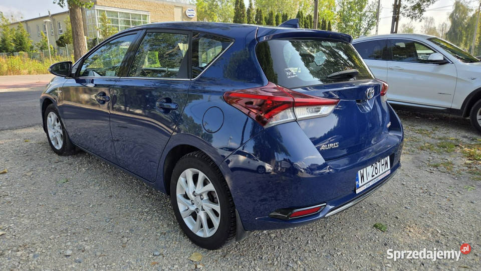 Toyota Auris 18 HSD 136 Kamera Serwisowany Vat Auris mazowieckie Otwock Mały