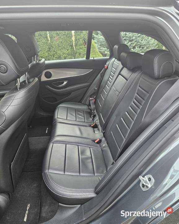 Mercedes E 300 AMG Line