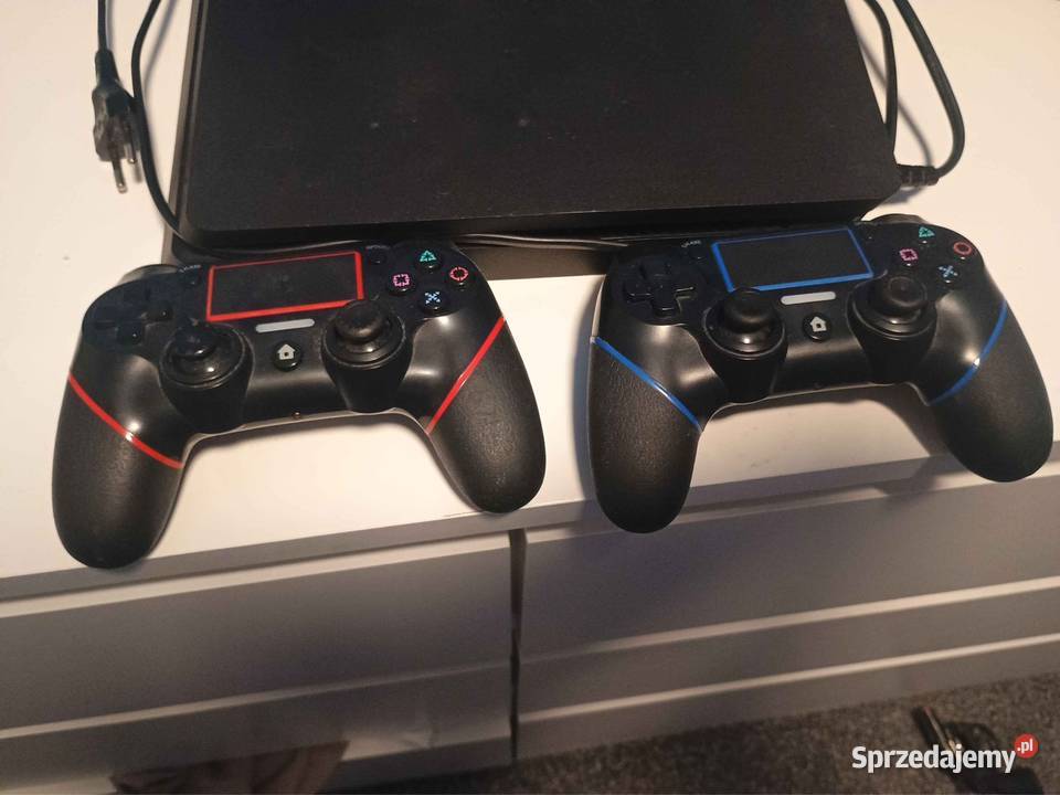 PlayStation 4 1TB dwa pady Radomsko