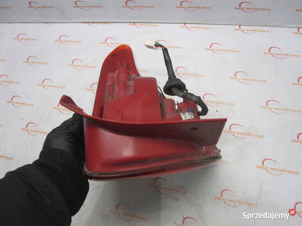 HYUNDAI i10 II lampa lewa tył 92401B9000