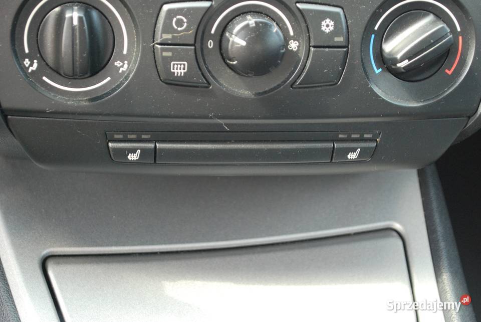 BMW Seria 1 20 benzyna 129 Klima Grzane Fotele manualna Motoryzacja