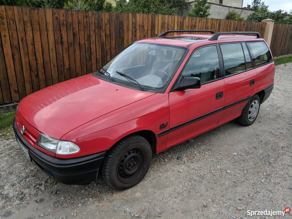 Opel Astra F 14 kombi club wspomaganie kierownicy