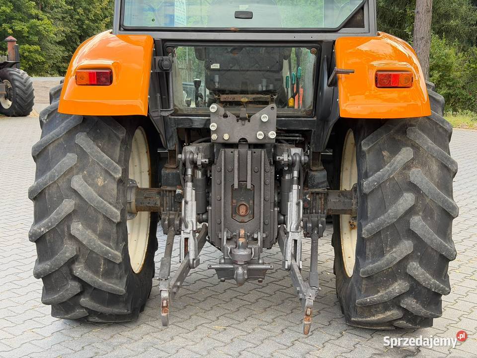 Renault Cergos 350 Claas Ergos 320 Celtis 456 Napęd 4x4 Renault Laskowiec