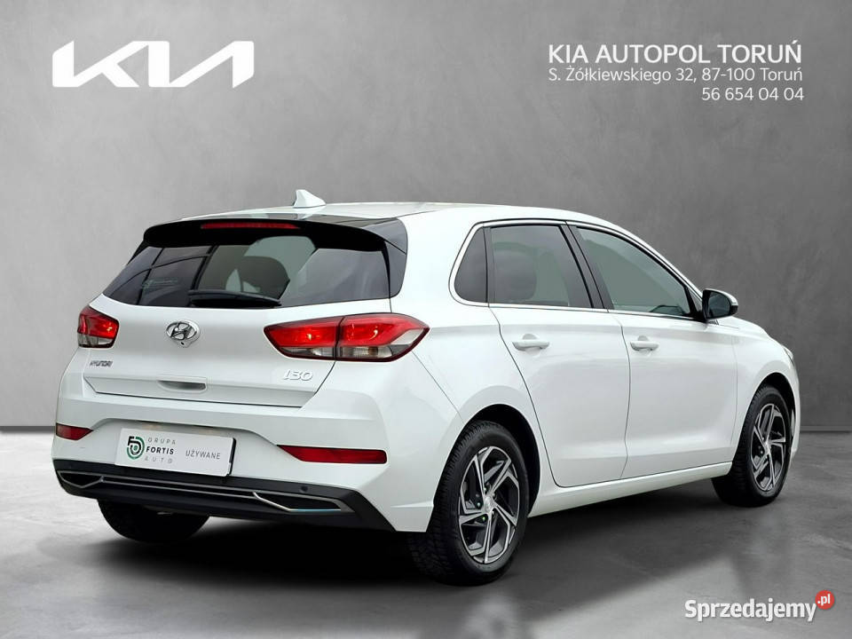 Hyundai i30 15 DPI 110 Comfortpierwszy relingi dachowe Toruń