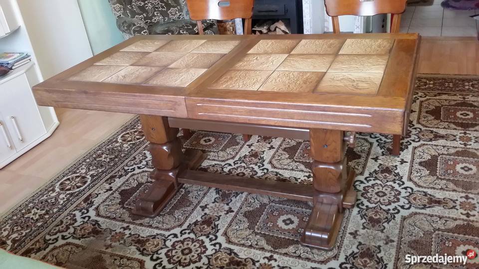 Masywny stół dębowy z kafelkami zachodniopomorskie Mielno