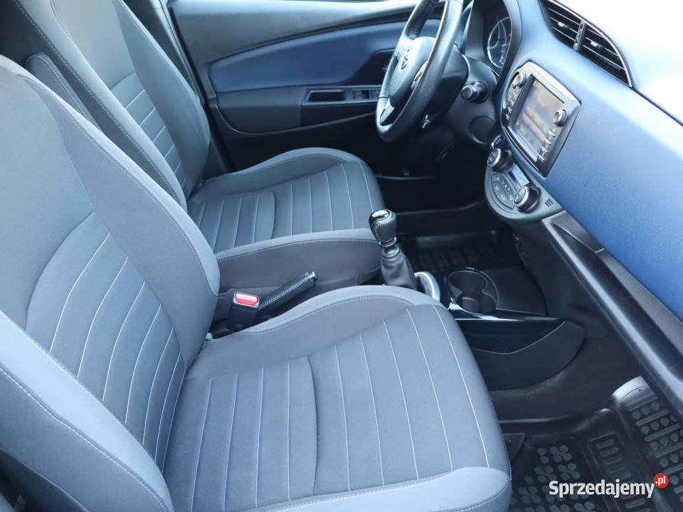 Toyota Yaris 15 Dual VVTi benzyna Katowice