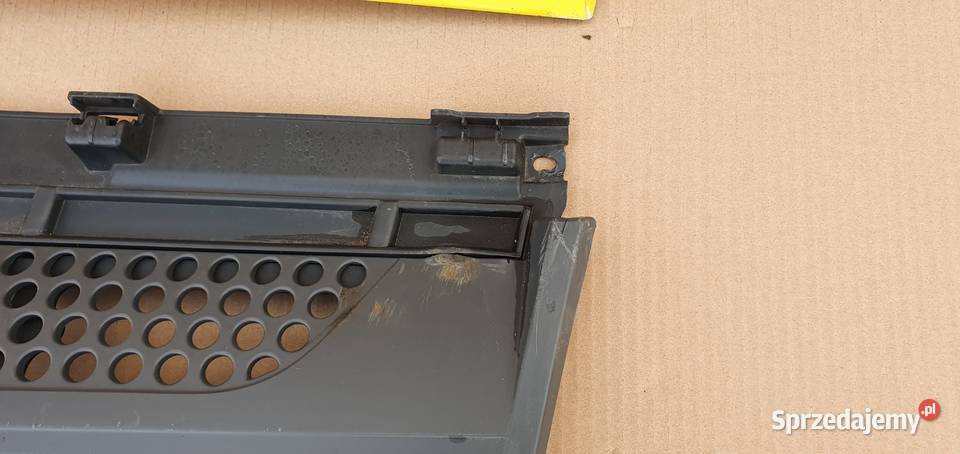 ACTROS MP4 MASKA GRILL ATRAPA PRZÓD dostawcze Bieleń