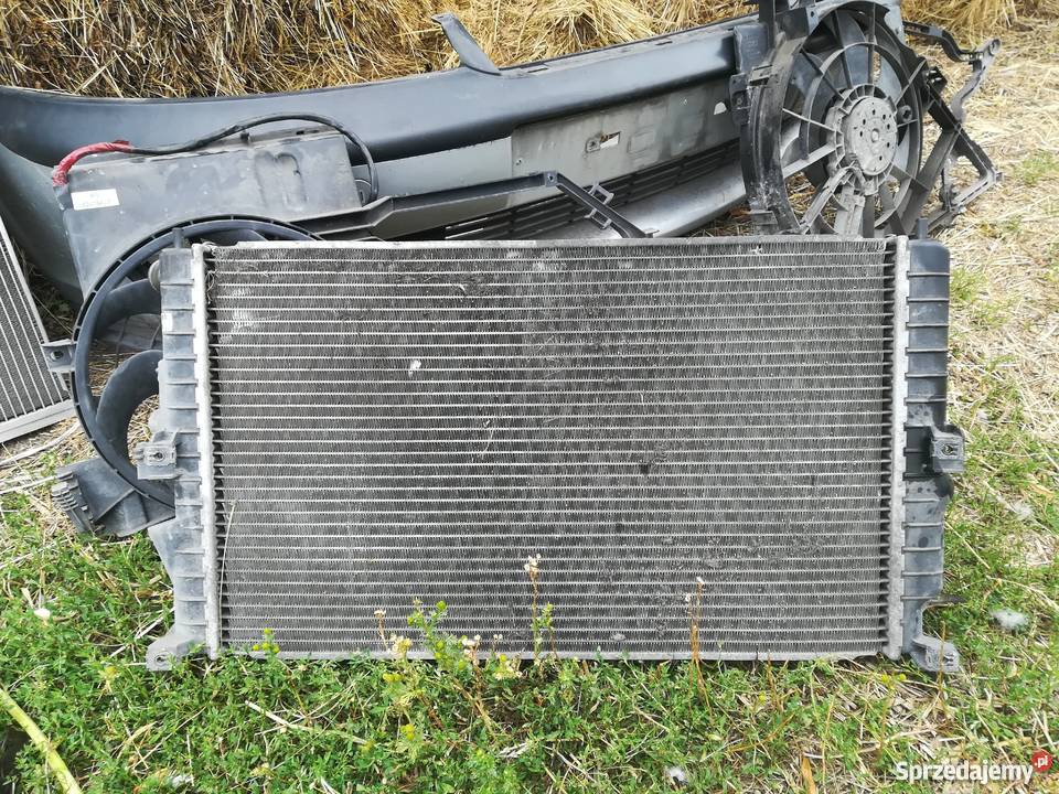 CHŁODNICA WODY OPEL VECTRA B 16 18 20 16V chłodnice Układ chłodzenia Żyrardów