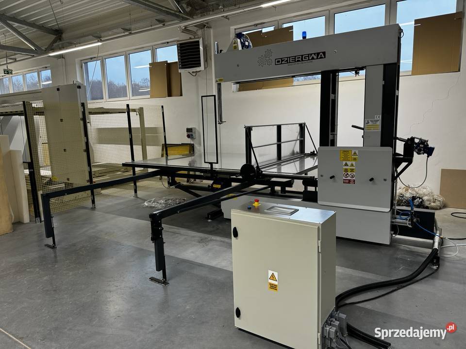 Maszyna do cięcia pianki pionowoskośna