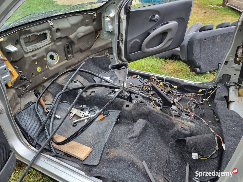 CZĘŚCI NISSAN MICRA benzyna 1240 59KW 2004r Czarny Las