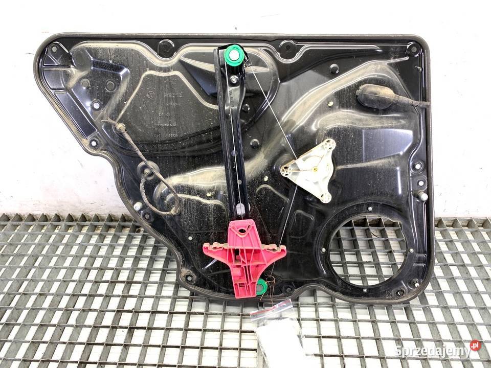 PODNOŚNIK SZYBY PRAWY TYŁ VW PASSAT B7 sprzedam