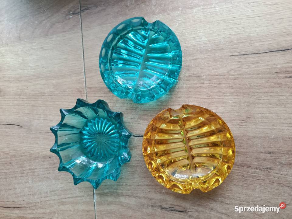 Popielniczki Ząbkowice 2 sztuki i miseczka Choszczno