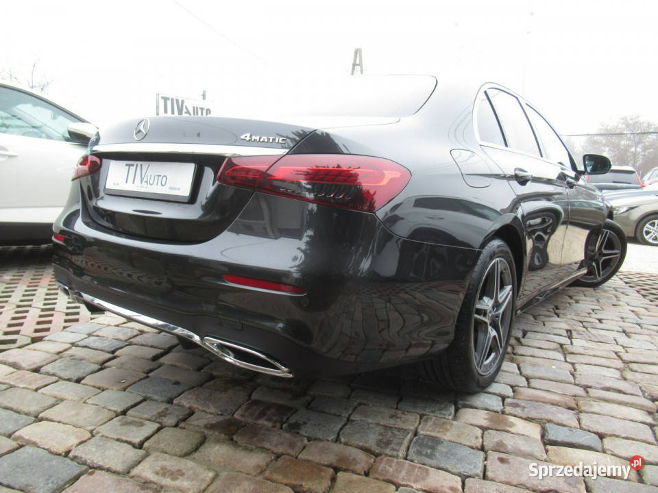 Mercedes E 220 BEZWYPADKOWY Pakiet AMG 4Matic elektryczne lusterka Warszawa