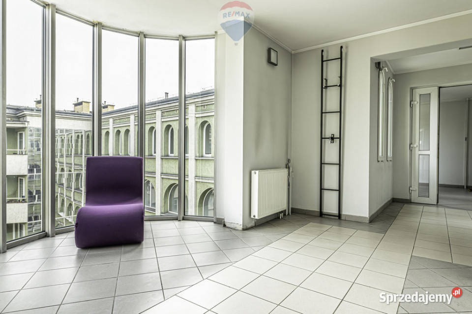Poznań Centrum Duża kawalerka z balkonem