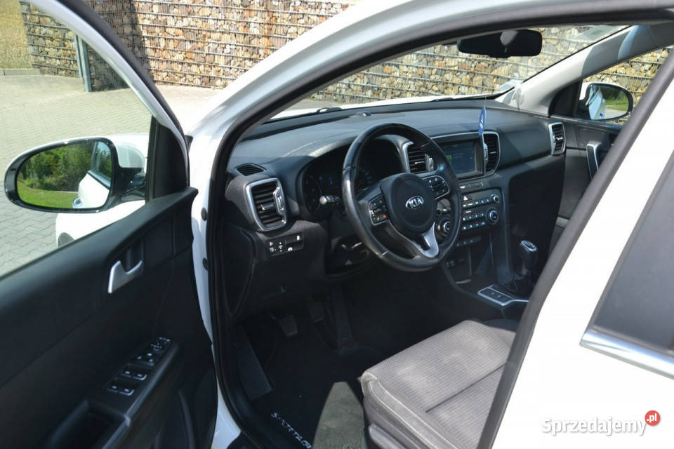 Kia Sportage 17 crdi 115 nawigacja szyberdach