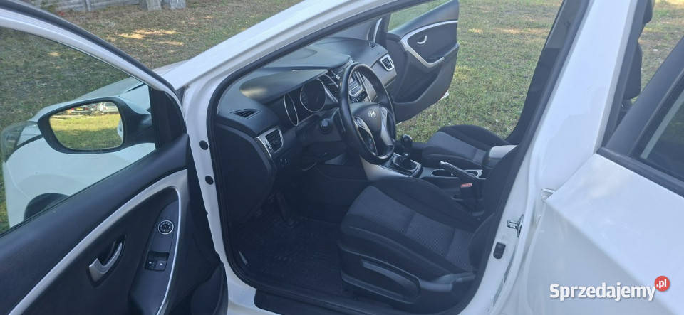 Hyundai i30 i30 zadbany sprawny 2 kplkół pełny Motoryzacja