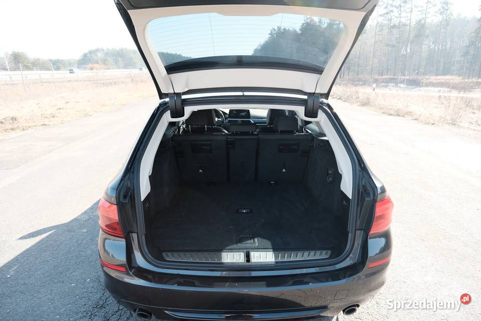 BMW 5 G31 niski przebieg Józefów sprzedam