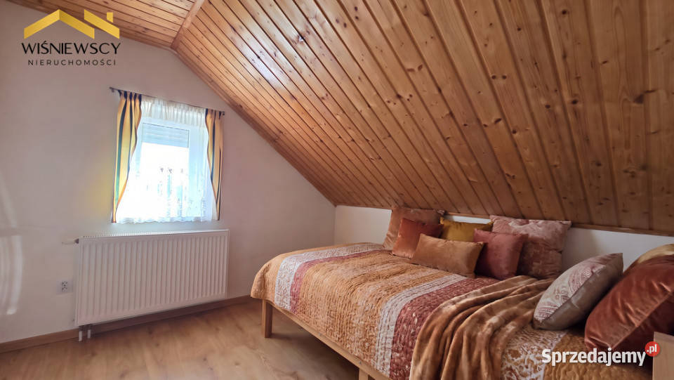 Dom ze stajnią na działce 8256 mKochanówka Kochanówka