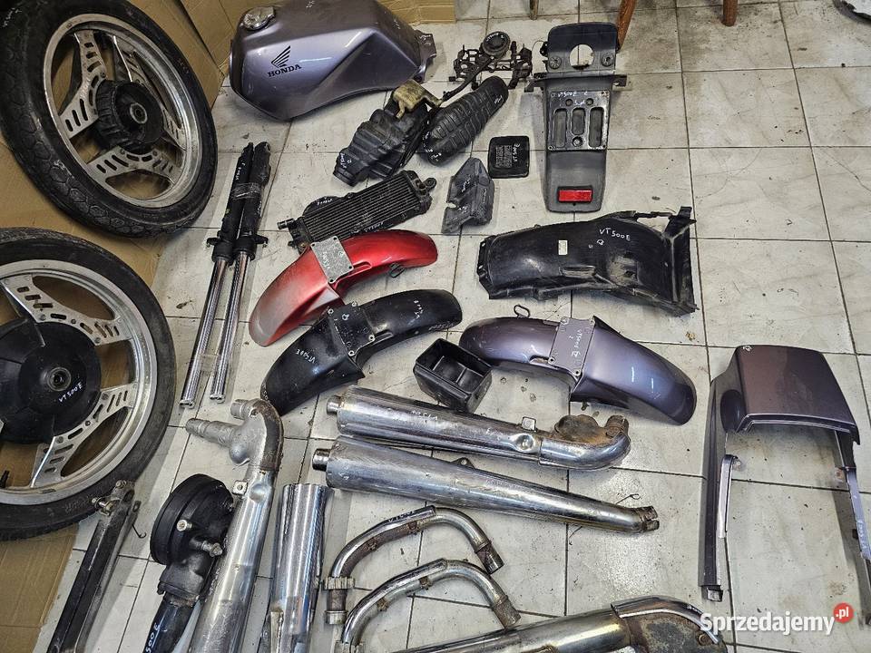 Honda VT 500 E części vt500 bak koło lagi oś