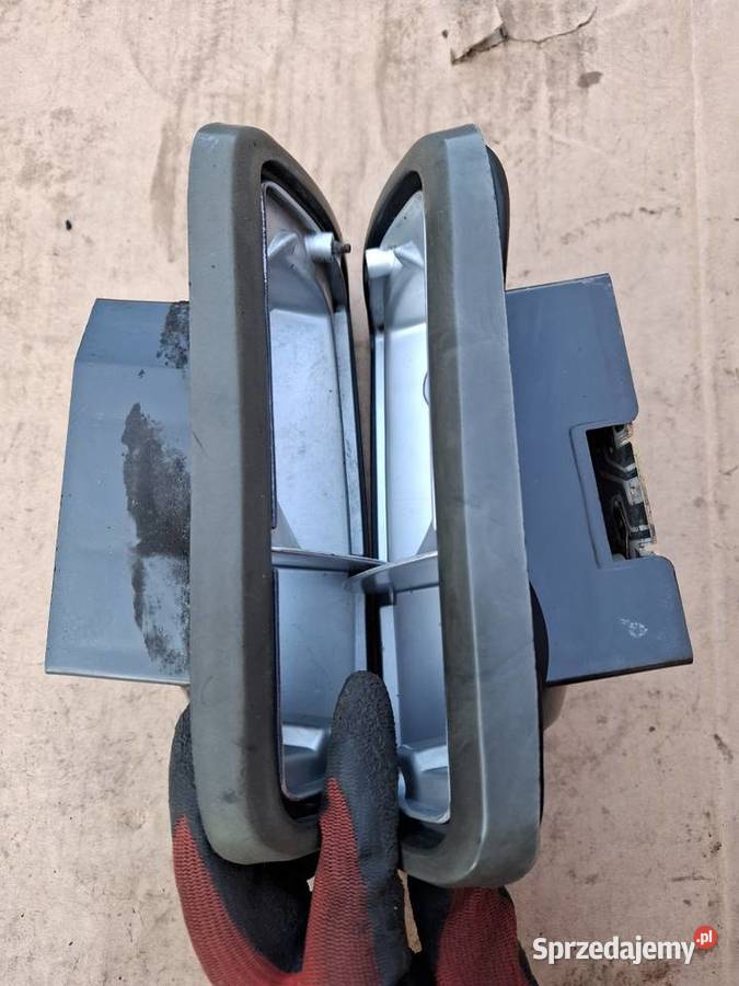 Lampy tył tylne obudowy wkłady Fiat 126p Maluch Strzelce Opolskie sprzedam