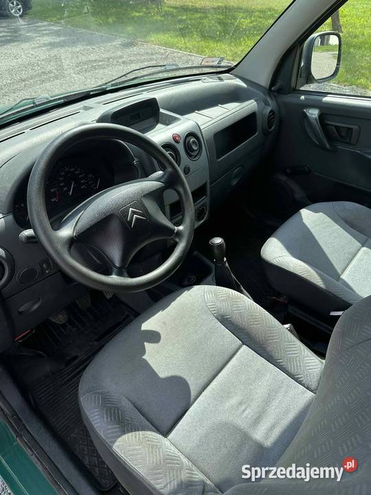 Citroen Berlingo 20 HDI 1 właściciel opłacony świętokrzyskie