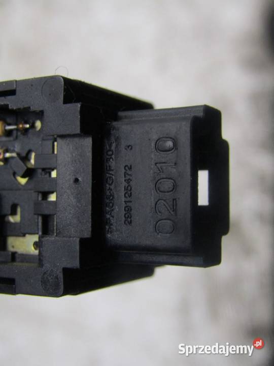 PRZEŁĄCZNIK PRZYCISK ŚWIATEŁ AWARYJNYCH QASHQAI