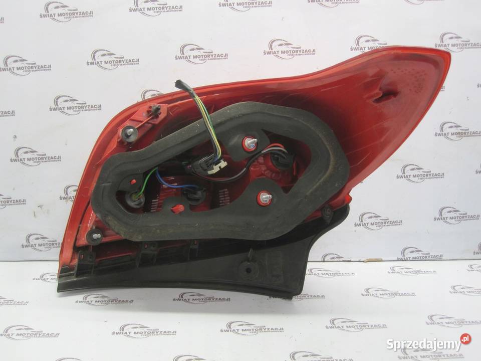 MOKKA A 15r lampa prawa tył 4M180 Kielce