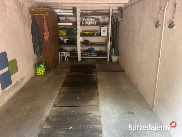 Syndyk sprzeda udział 12 garaż G10 Szczecin