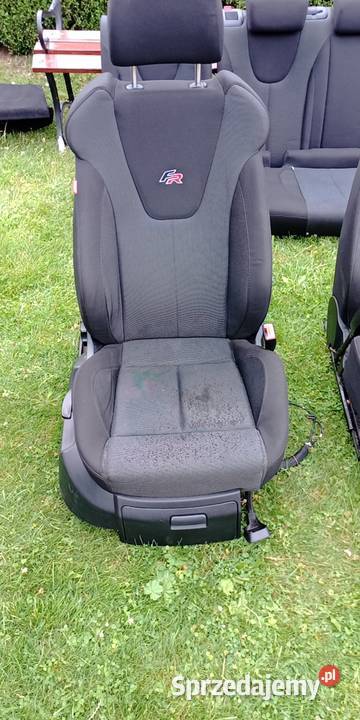 Fotele kanapa Seat Leon FR Rok produkcji 2009 Bytów sprzedam