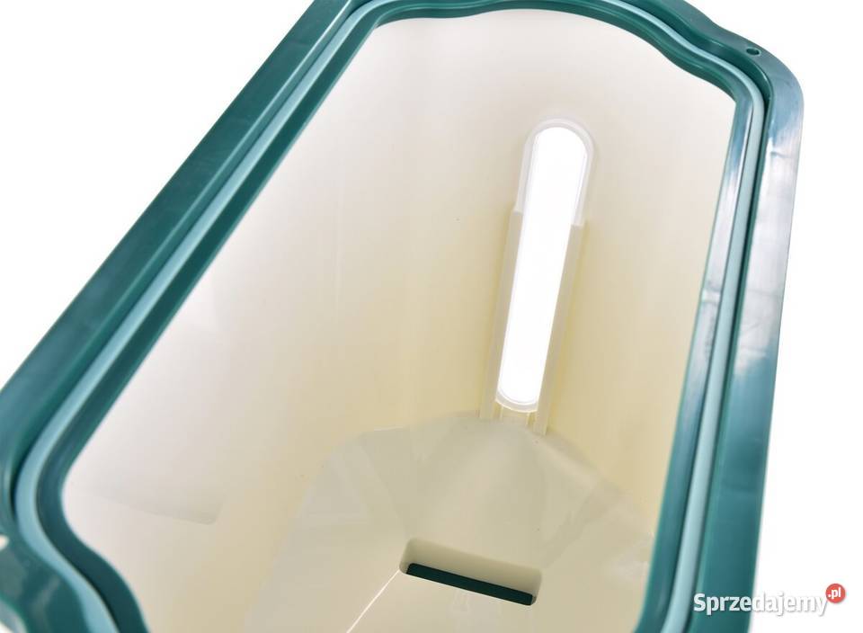 Dozownik suchej żywności sprzedam