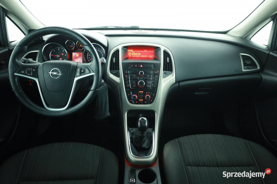 Opel Astra 17 CDTI Rok produkcji 2012 Motoryzacja