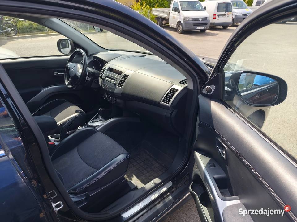 Mitsubishi Outlander 24B LPG 170 4WD 2011 7os Motoryzacja Lublin