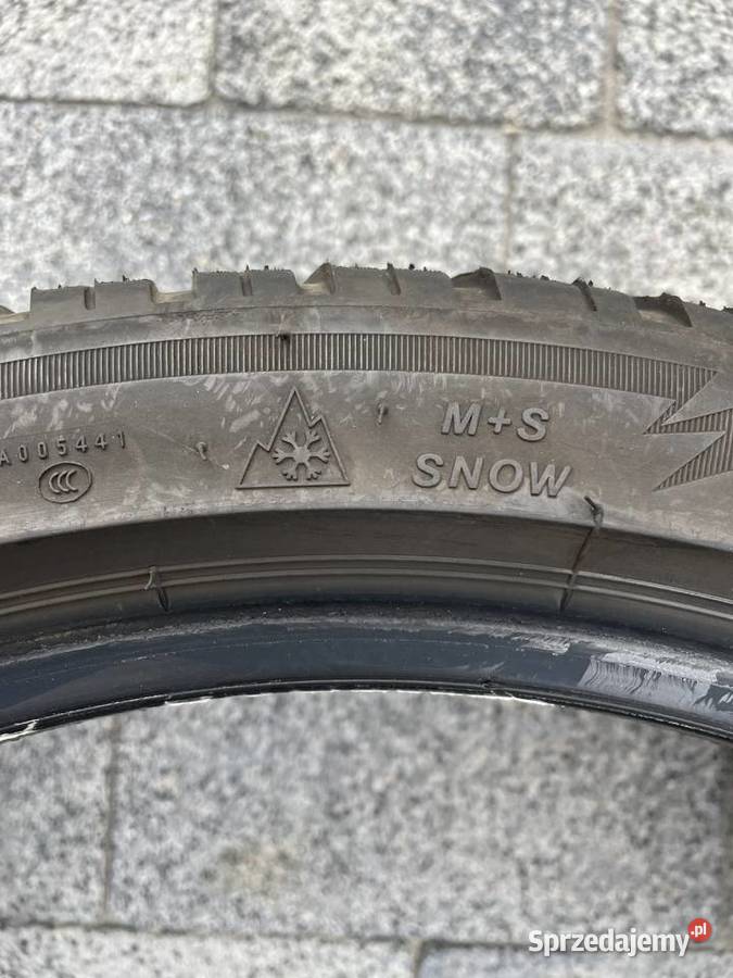 22540R18 Opony Zimowe Bridgestone Blizzak 2020 40